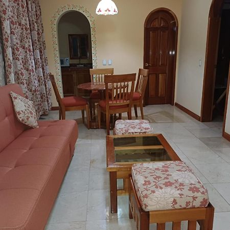 Cancun International Suites Bagian luar foto