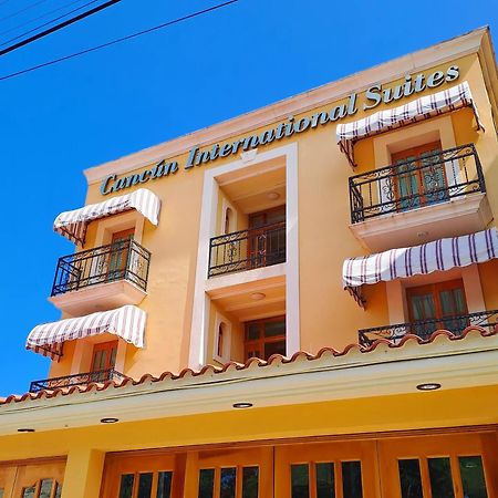 Cancun International Suites Bagian luar foto