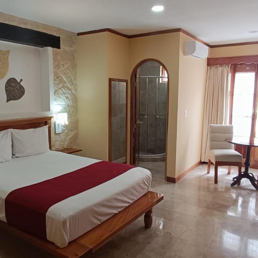 Cancun International Suites Bagian luar foto